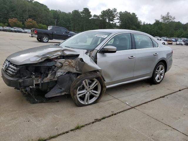 2013 Volkswagen Passat SEL