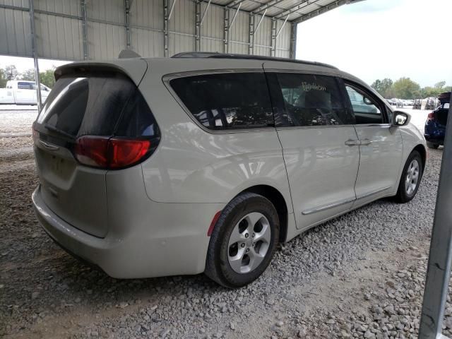 2017 Chrysler Pacifica Touring L Plus