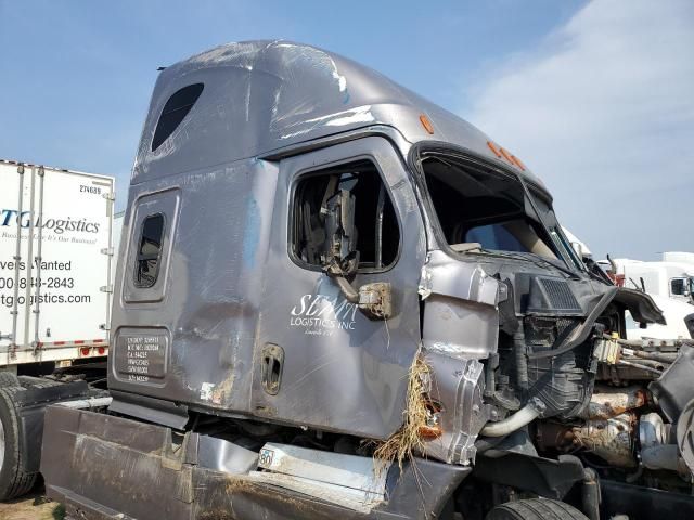 2016 Freightliner Cascadia 125