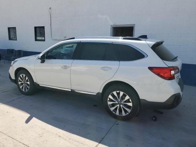 2018 Subaru Outback Touring