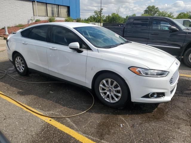 2016 Ford Fusion S