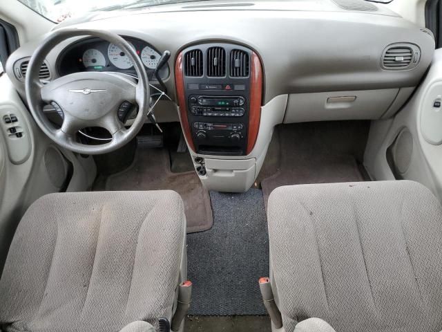 2007 Chrysler Town & Country LX