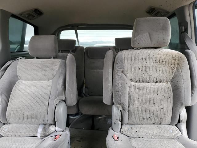 2007 Toyota Sienna CE