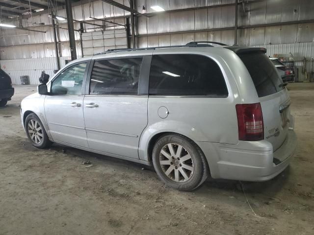 2008 Chrysler Town & Country Touring