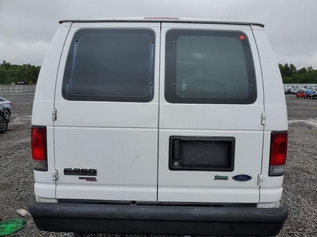 2014 Ford Econoline E250 Van