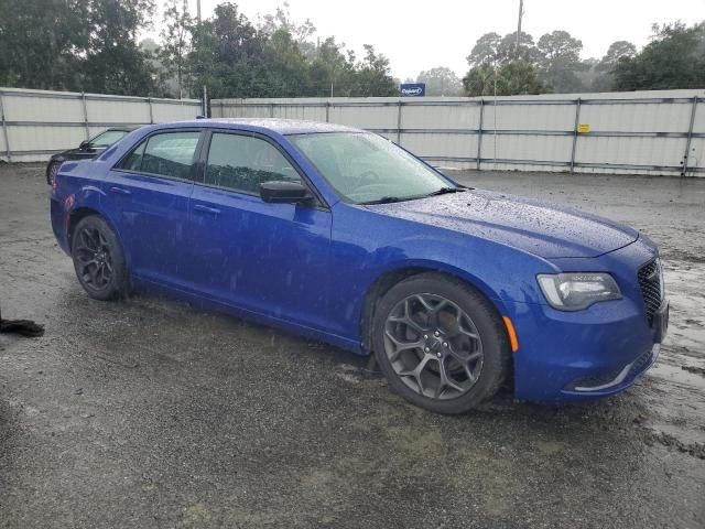 2019 Chrysler 300 Touring