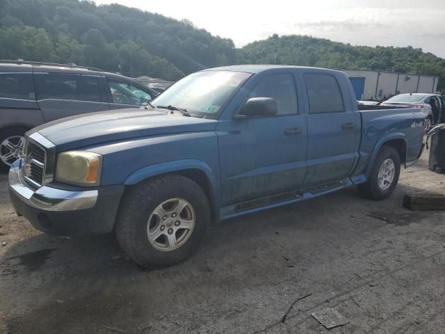 2005 Dodge Dakota Quad SLT