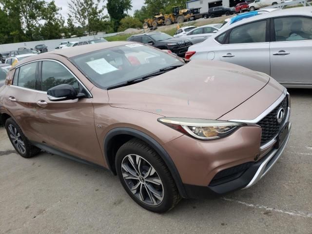 2017 Infiniti QX30 Base