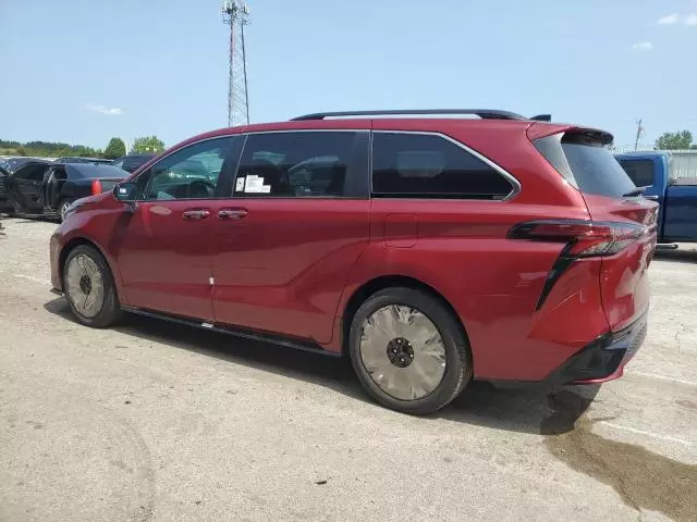 2024 Toyota Sienna XSE