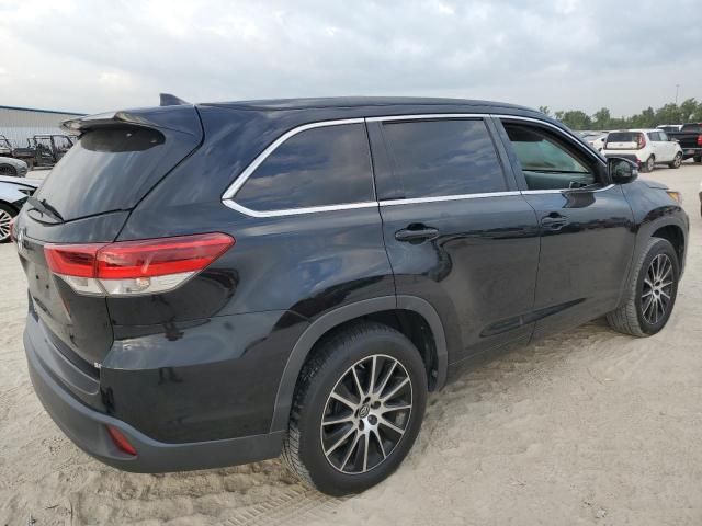 2018 Toyota Highlander SE