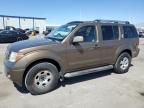 2005 Nissan Pathfinder LE