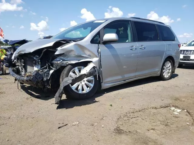 2017 Toyota Sienna XLE