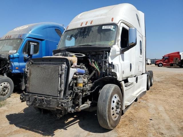 2022 Freightliner Cascadia 126