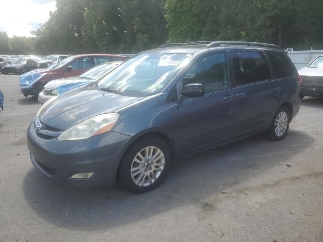 2007 Toyota Sienna XLE