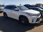 2017 Toyota Highlander SE