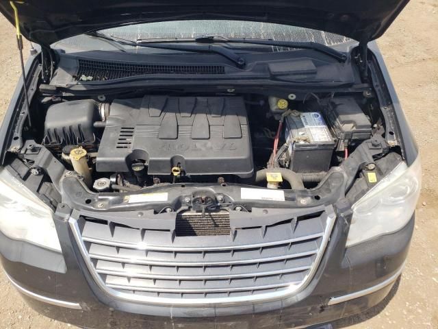 2008 Chrysler Town & Country Limited