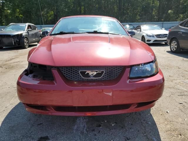 2004 Ford Mustang