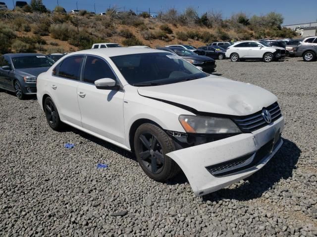 2014 Volkswagen Passat S