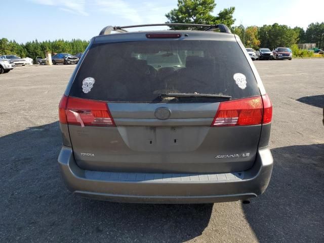 2004 Toyota Sienna CE