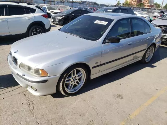 2002 BMW M5