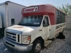 2010 Ford Econoline E450 Super Duty Cutaway Van