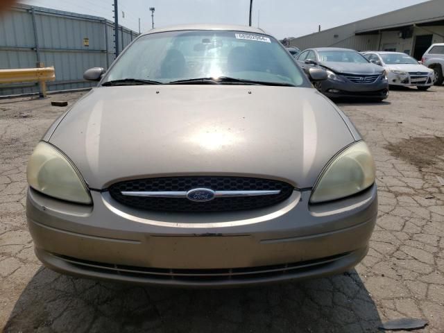 2003 Ford Taurus SE