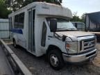 2014 Ford Econoline E450 Super Duty Cutaway Van