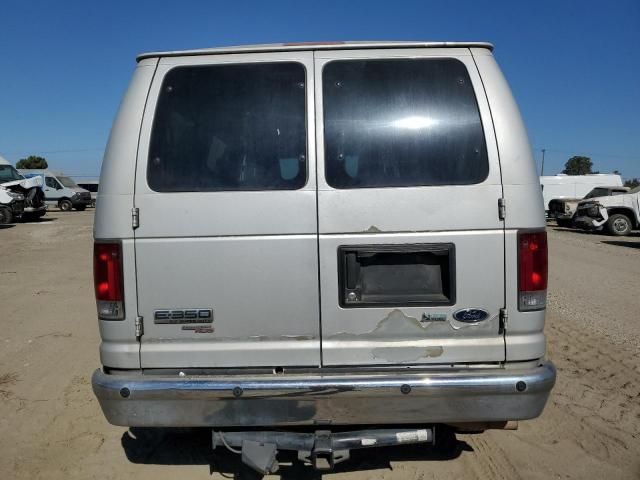 2009 Ford Econoline E350 Super Duty Wagon