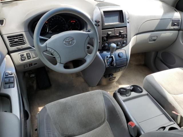 2006 Toyota Sienna CE