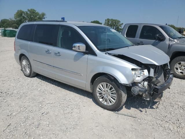 2012 Chrysler Town & Country Touring L