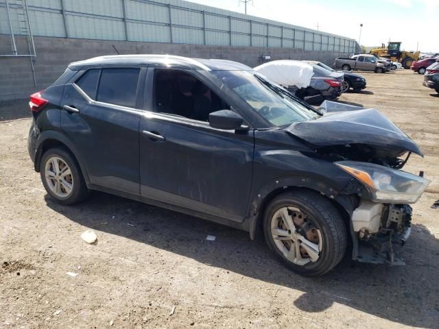 2018 Nissan Kicks S