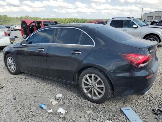 2019 Mercedes-Benz A 220