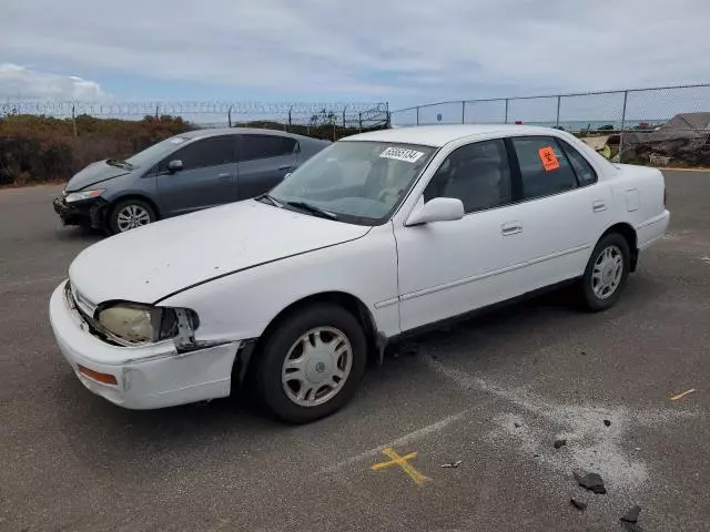 1995 Toyota Camry LE