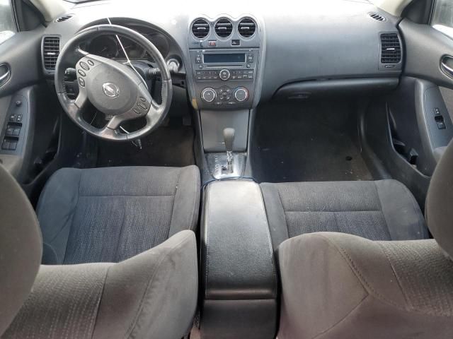 2010 Nissan Altima Base