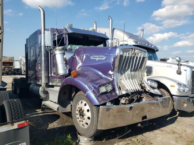 1999 Kenworth Construction W900