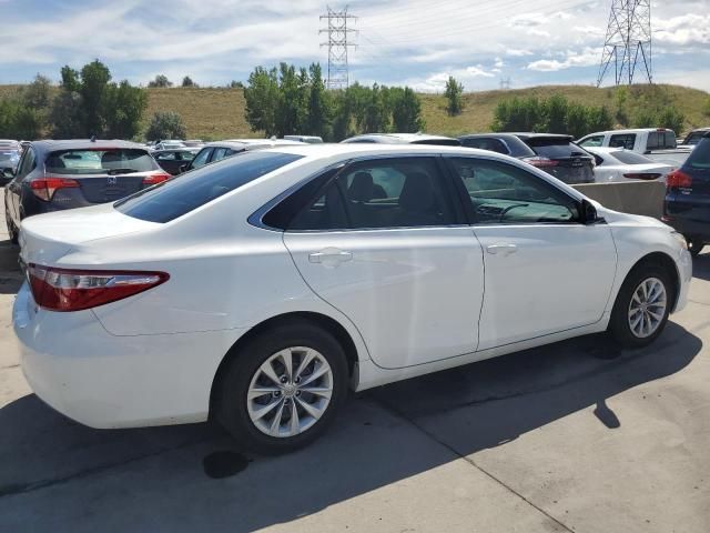 2016 Toyota Camry LE