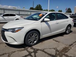 Carros dañados por inundaciones a la venta en subasta: 2016 Toyota Camry LE