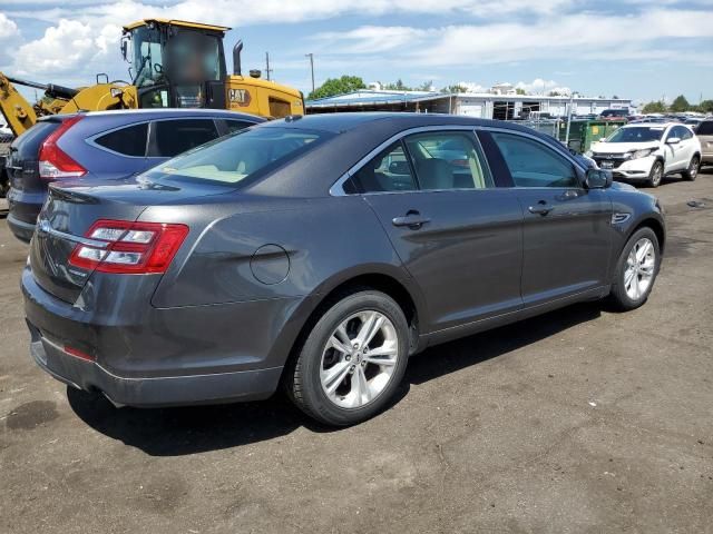 2017 Ford Taurus SE