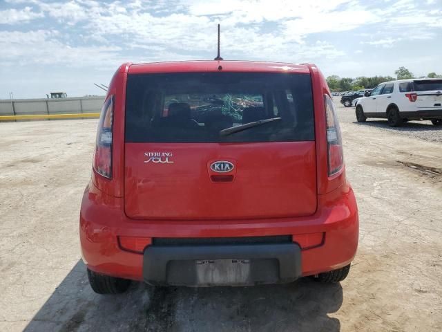 2010 KIA Soul +