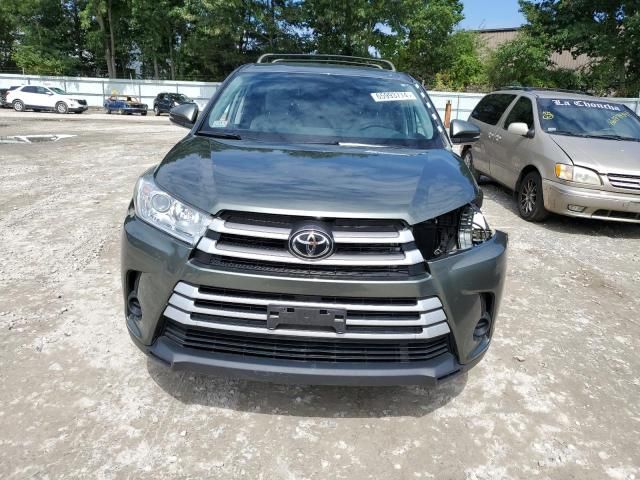 2019 Toyota Highlander LE