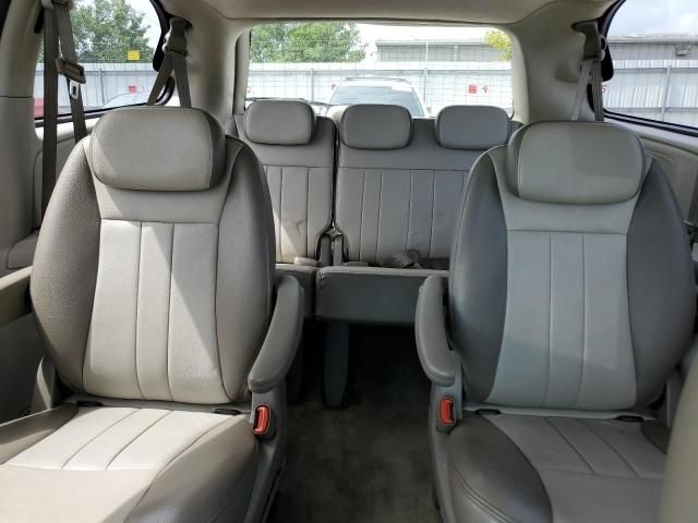 2005 Chrysler Town & Country Touring