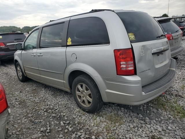 2010 Chrysler Town & Country Touring