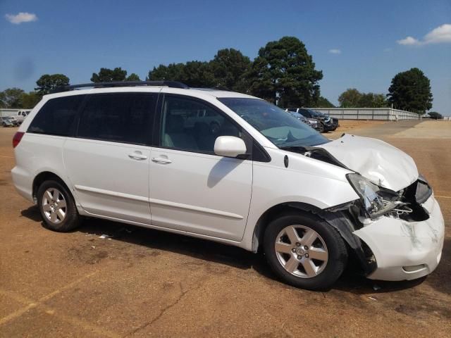 2008 Toyota Sienna XLE