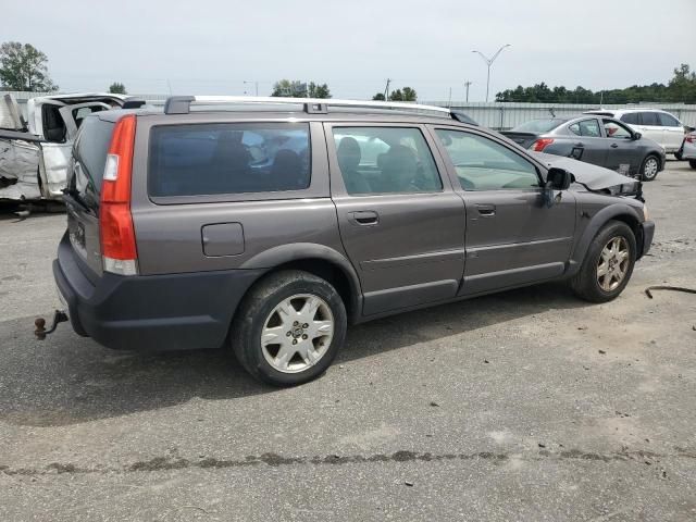 2005 Volvo XC70