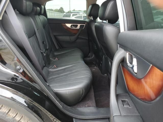 2011 Infiniti FX35