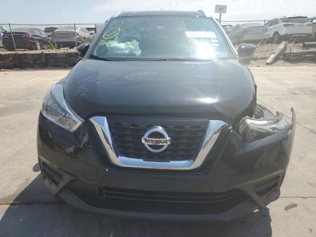 2018 Nissan Kicks S