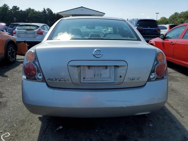 2002 Nissan Altima Base