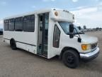 2005 Ford Econoline E450 Super Duty Cutaway Van