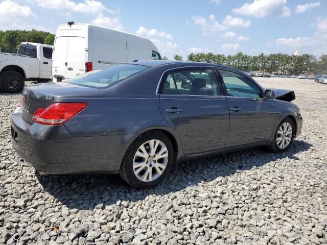 2010 Toyota Avalon XL