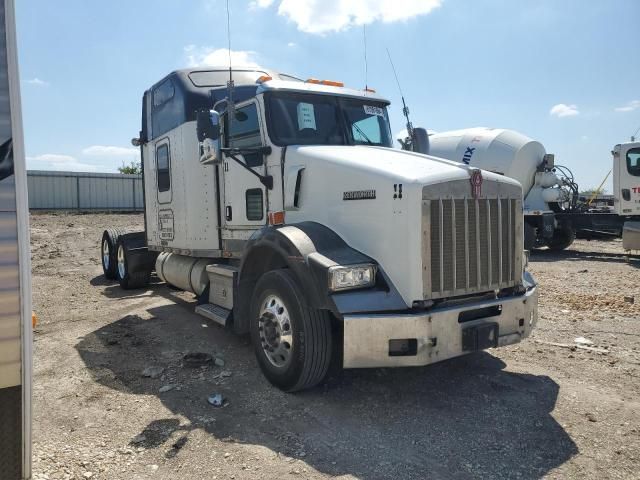 2007 Kenworth Construction T800